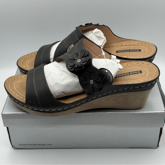 Good Choice Rita Black Wedge Sandals Size 10 - Picture 3 of 7